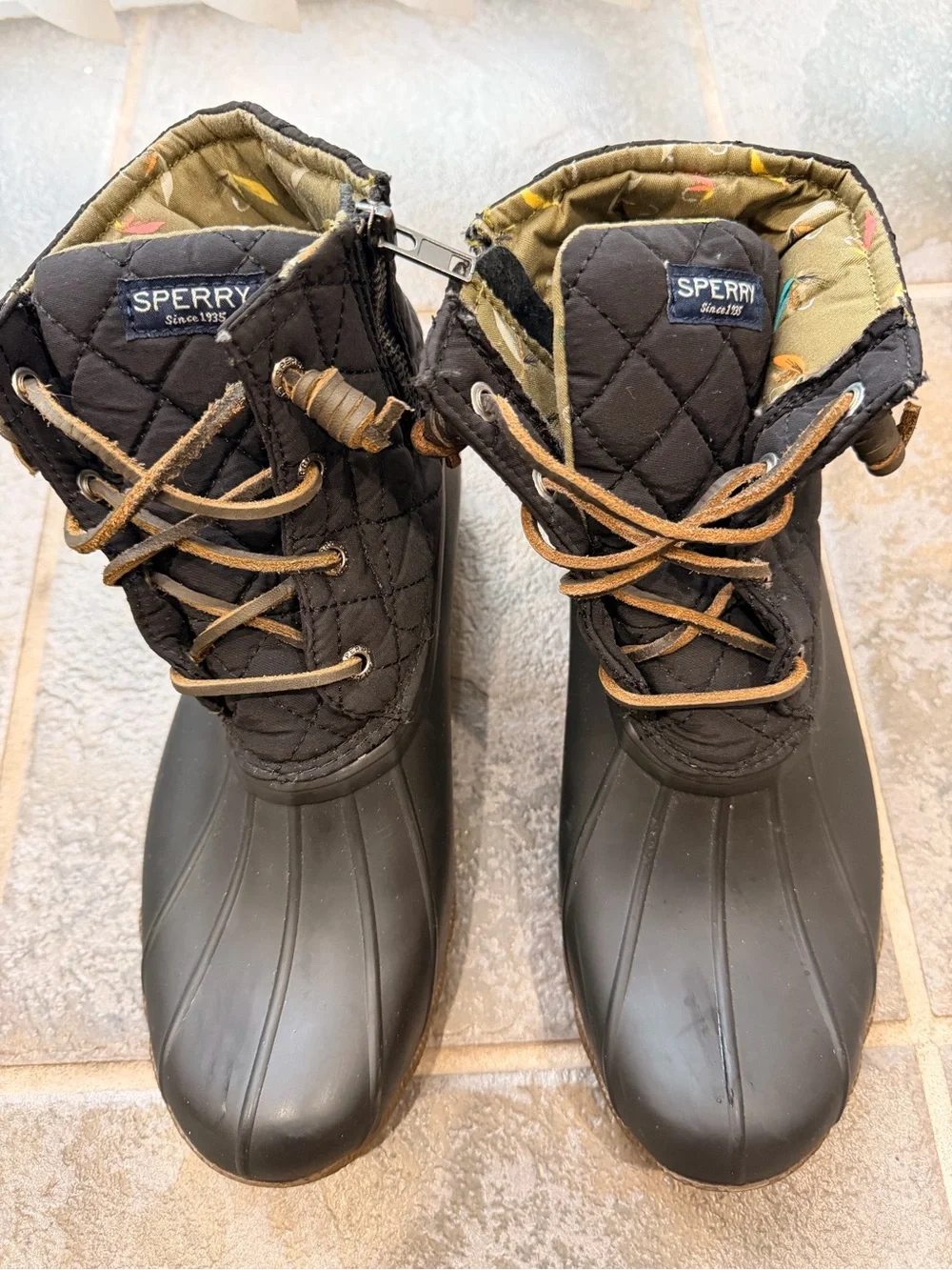 Sperry Women’s Black Quilted Waterproof Duck Boots